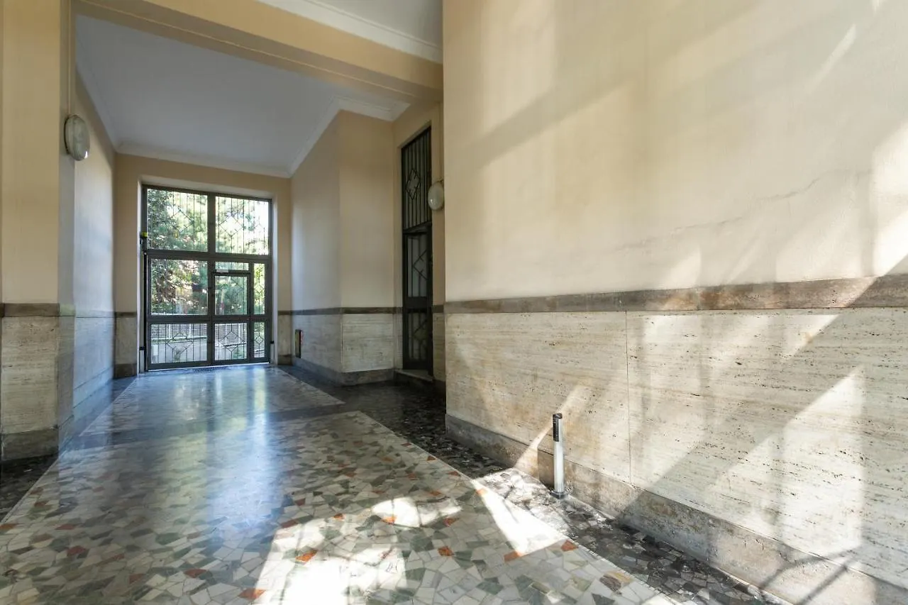 Apartment Luna Homes - Bilocale In Mac Mahon Milan