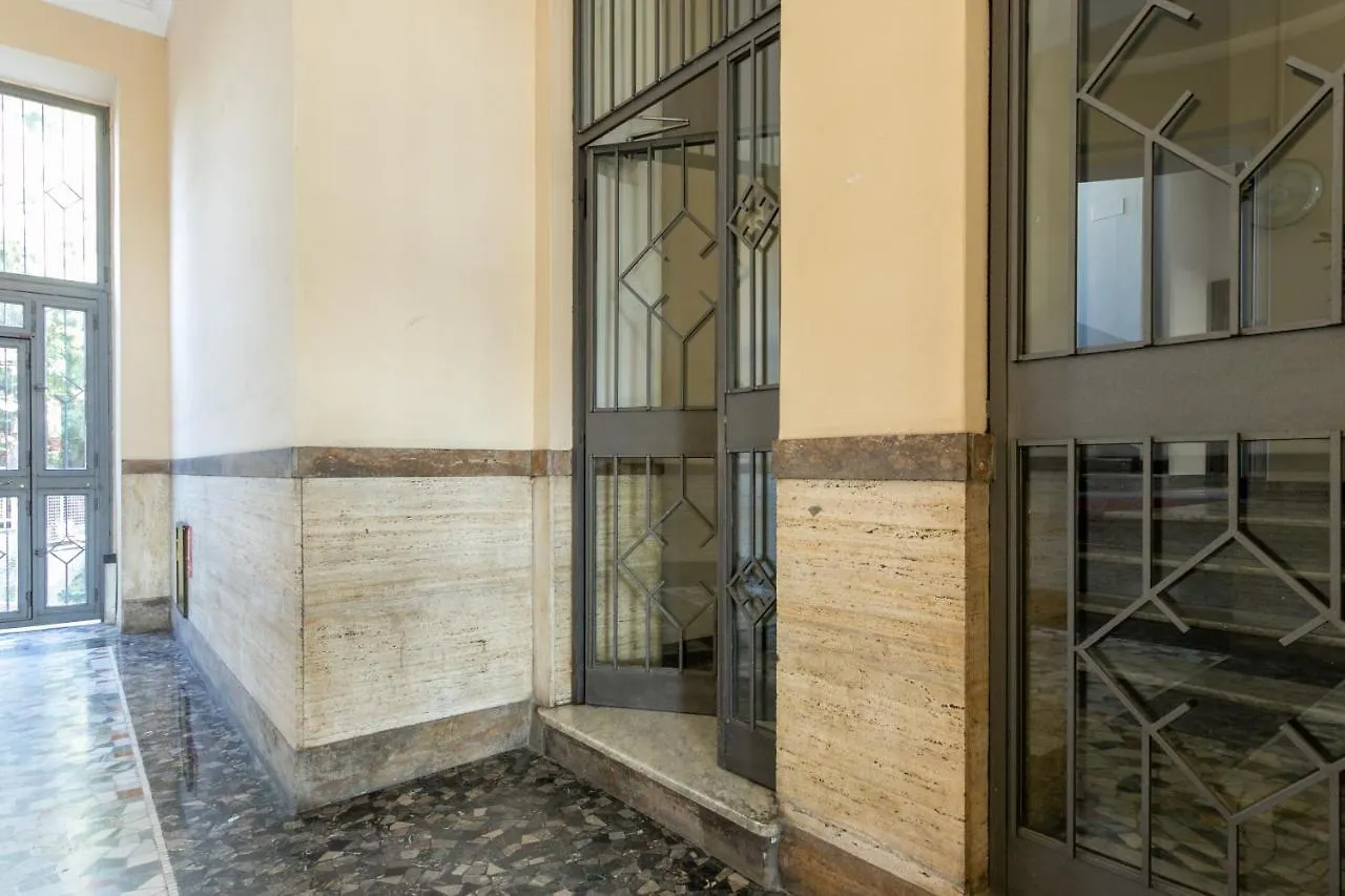 Apartment Luna Homes - Bilocale In Mac Mahon Milan