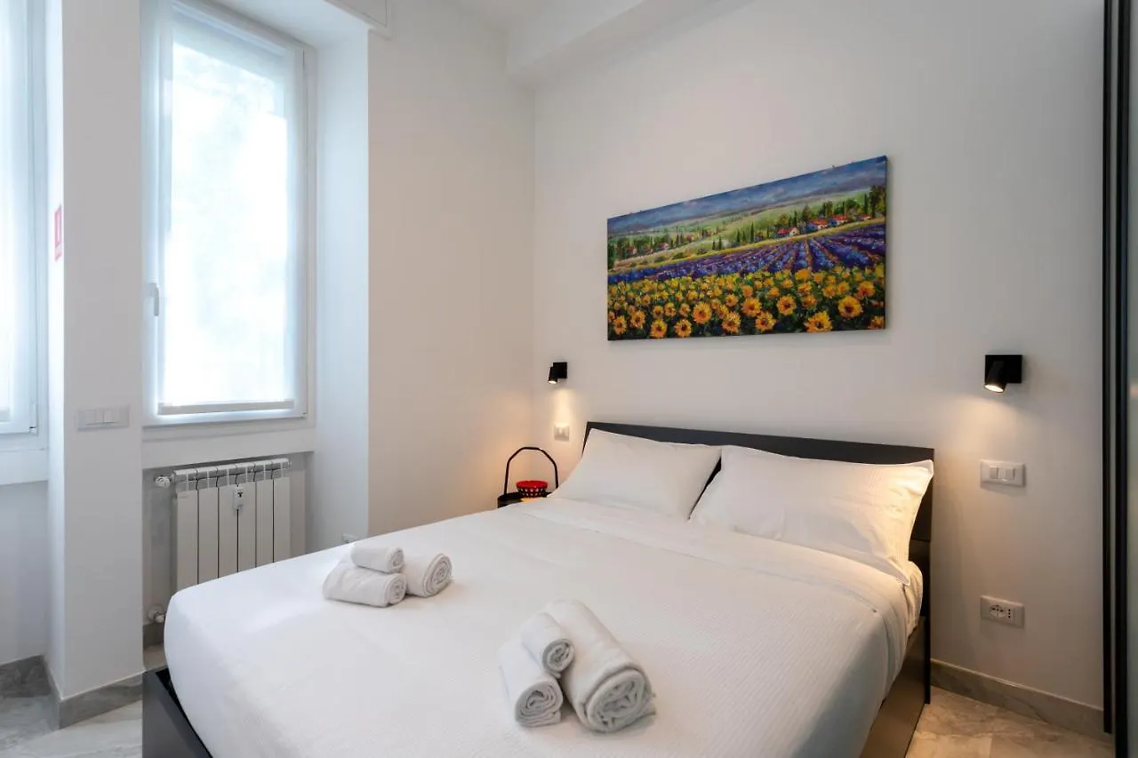 Luna Homes - Bilocale In Mac Mahon Milánó 0*,  Olaszország